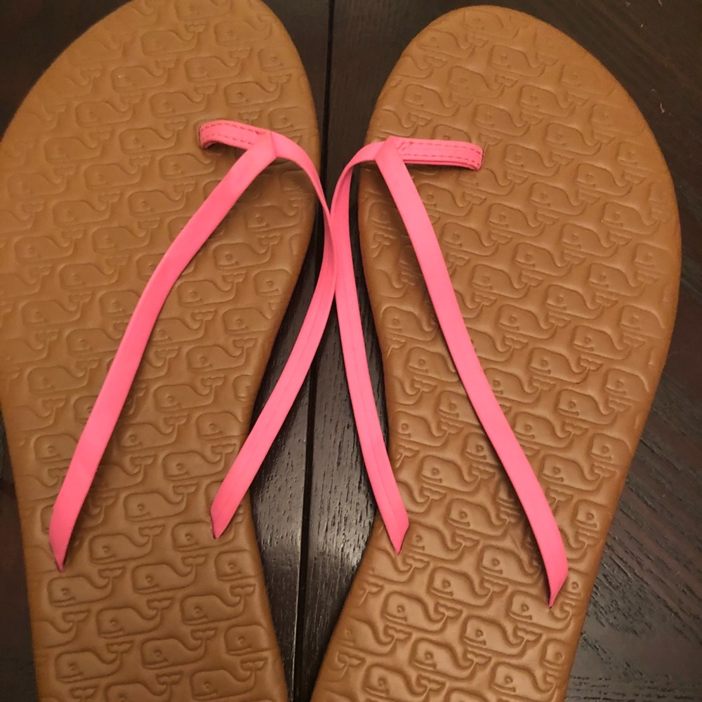 Vineyard Vines Whale Embossed Leather Flip Flops